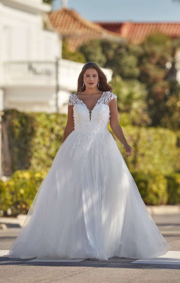 35012 Amelie Curvy Brautkleid